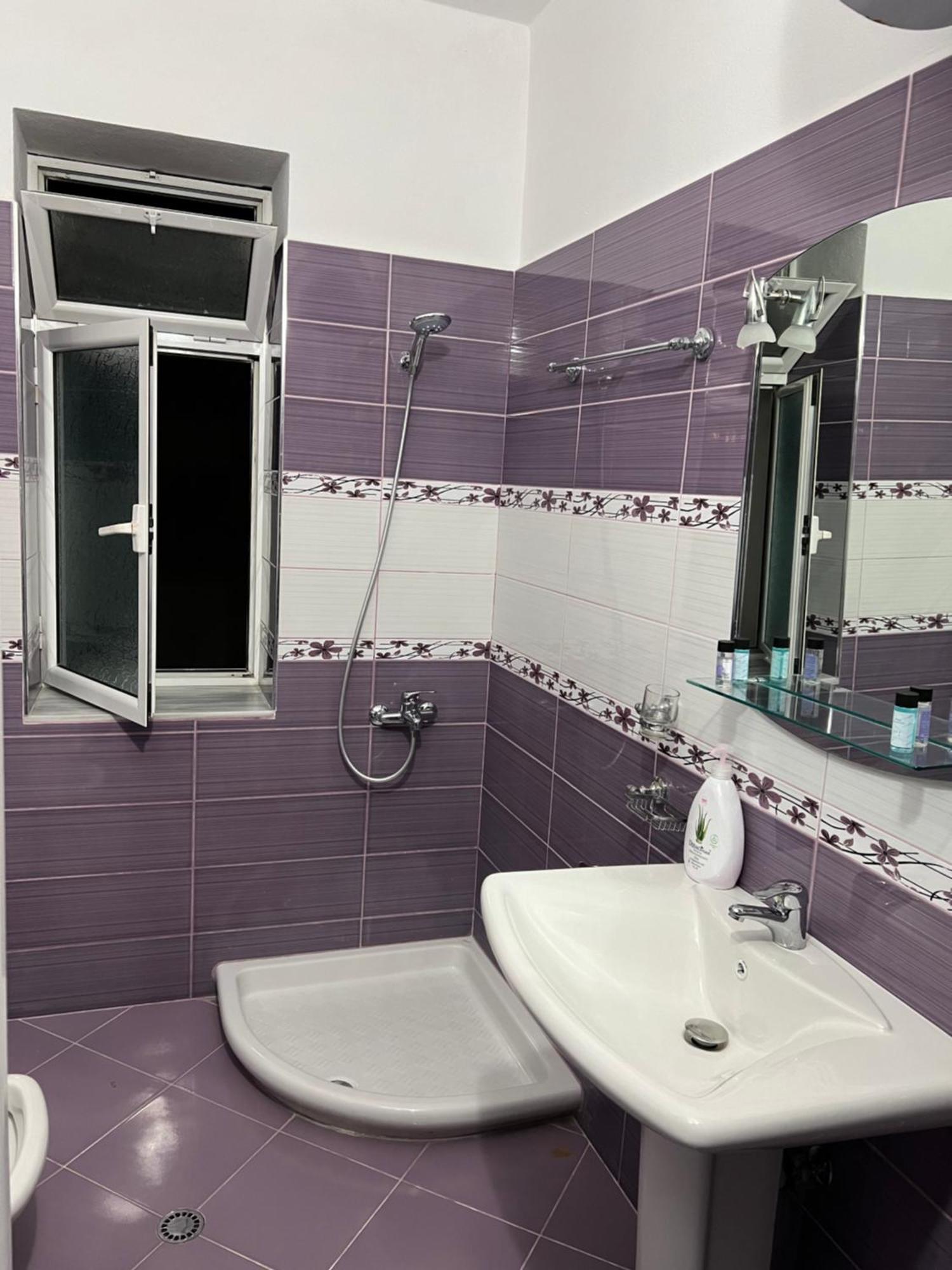 Hanna Guest House Përmet المظهر الخارجي الصورة